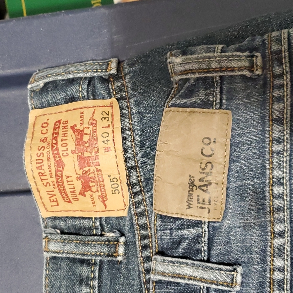 Two Pairs Men's Jeans 40 x 32
